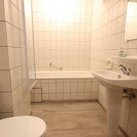 A La Chaire A Precher - Poupehan بيت للعطل