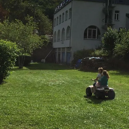 A La Chaire A Precher - Poupehan *